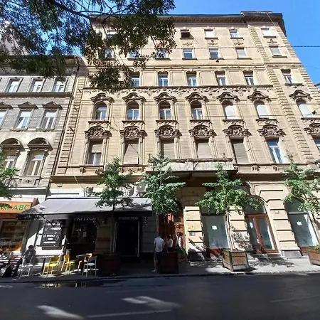 Nyehó By Stn Apartman *